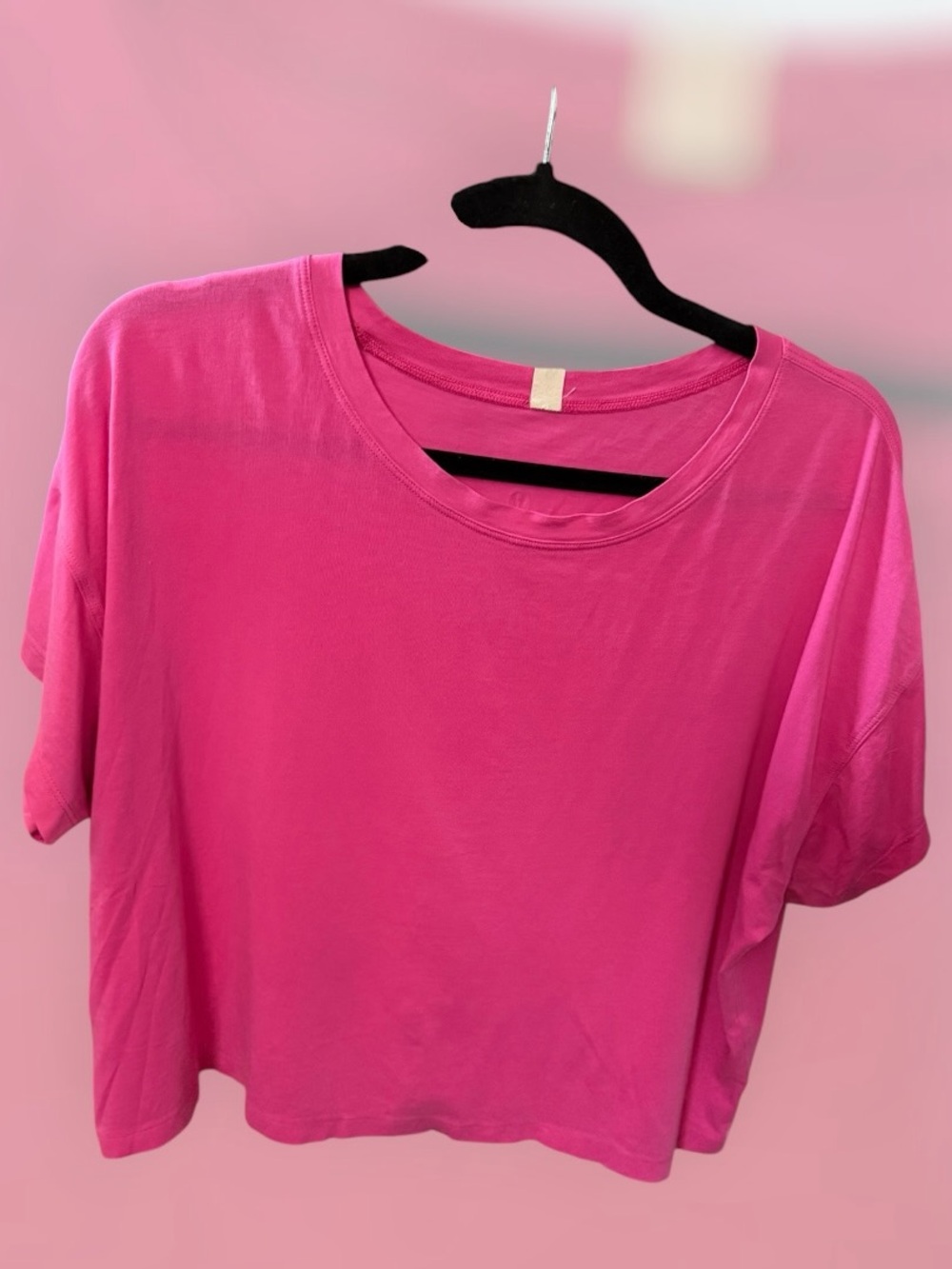 Lululemon Lululemon Cates Tee
Sonic Pink
